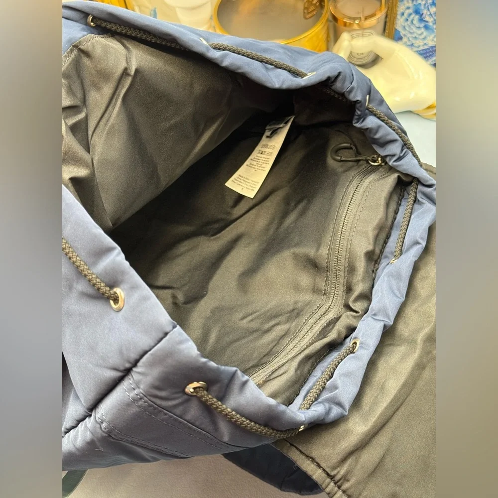 🆕 GANNI 🧿 NWT Recycled Tech Backpack, Peacoat Blue & Burgundy Straps